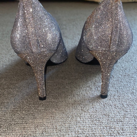 Stuart Weitzman Women's Sparkling Gold/Silver Heels sz 9 - Picture 12 of 13